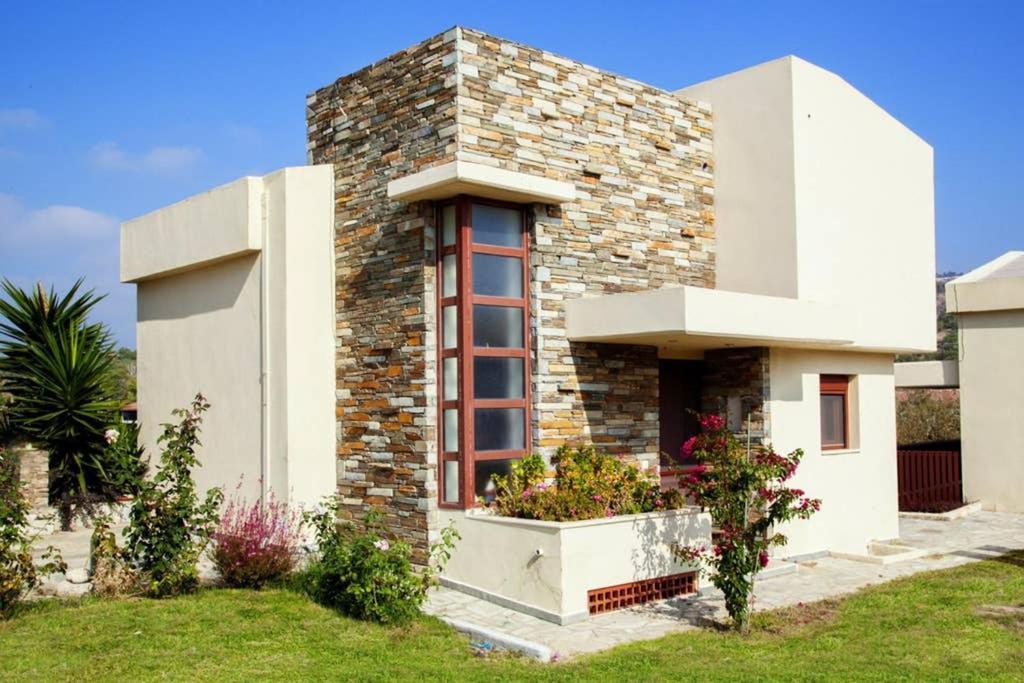 Oliviera Villa Лагомандра Екстер'єр фото